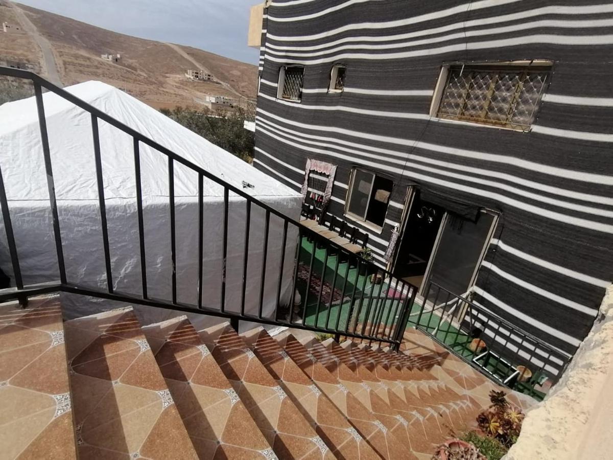 Farmer Stay Hostel 와디무사 외부 사진